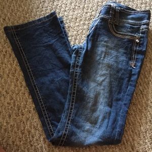 Wallflower dark wash bootcut jeans size 3
